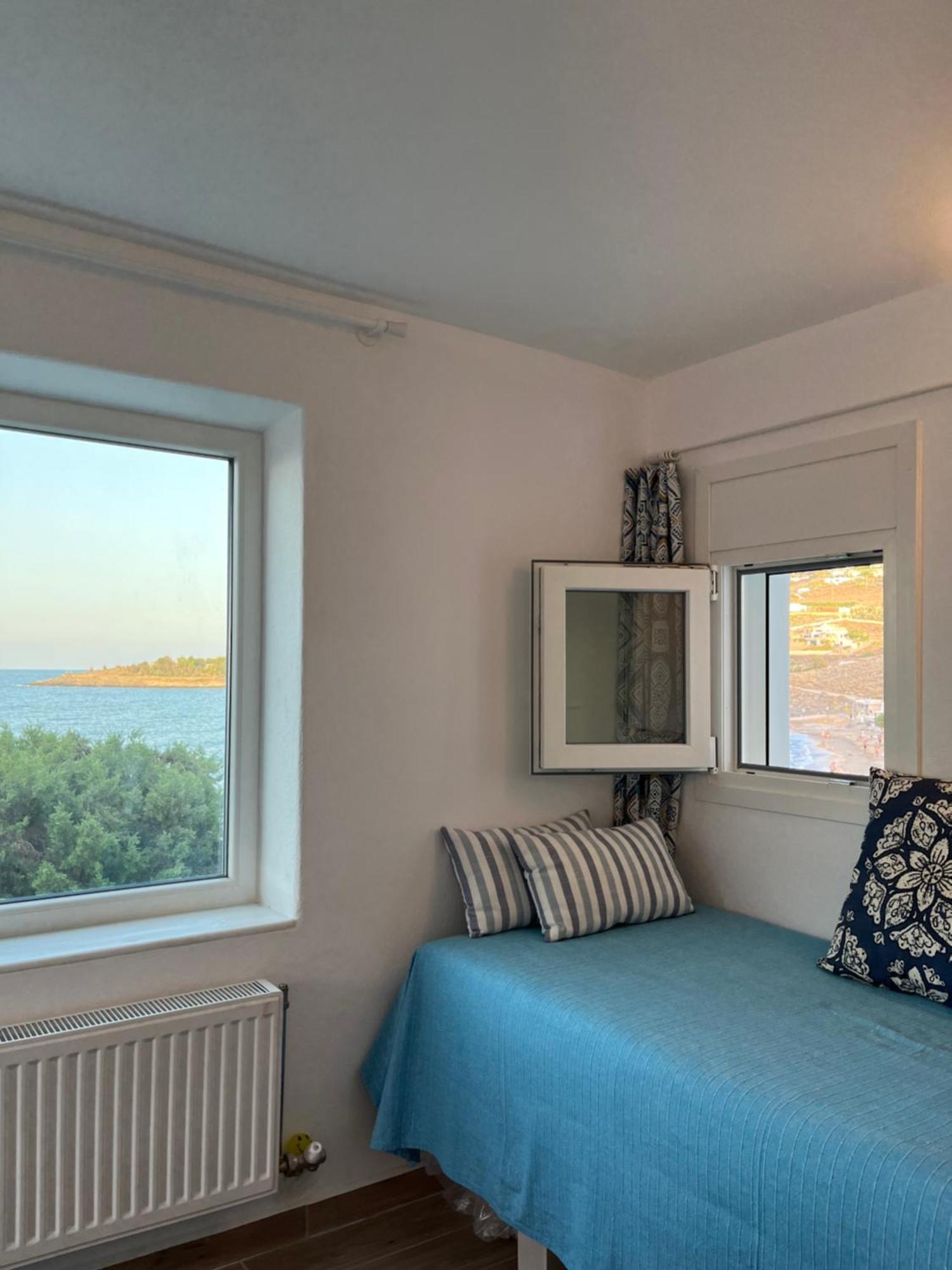 Seafront Villa Polyxene Keratea Extérieur photo
